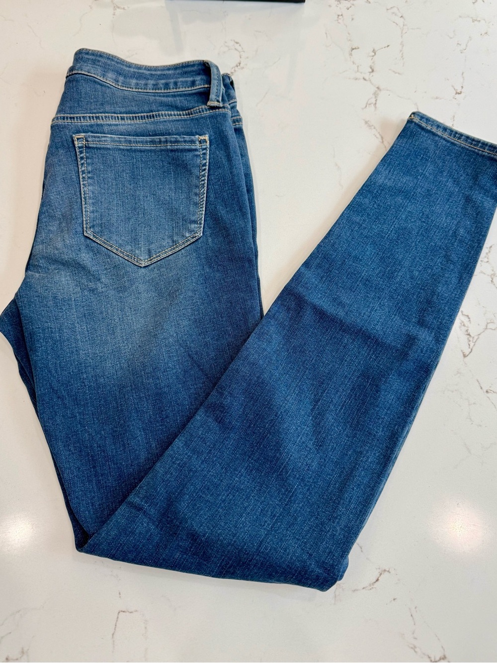STYLUS Dark Blue Skinny Jeans Excellent Like New Condition Size 6 Tall